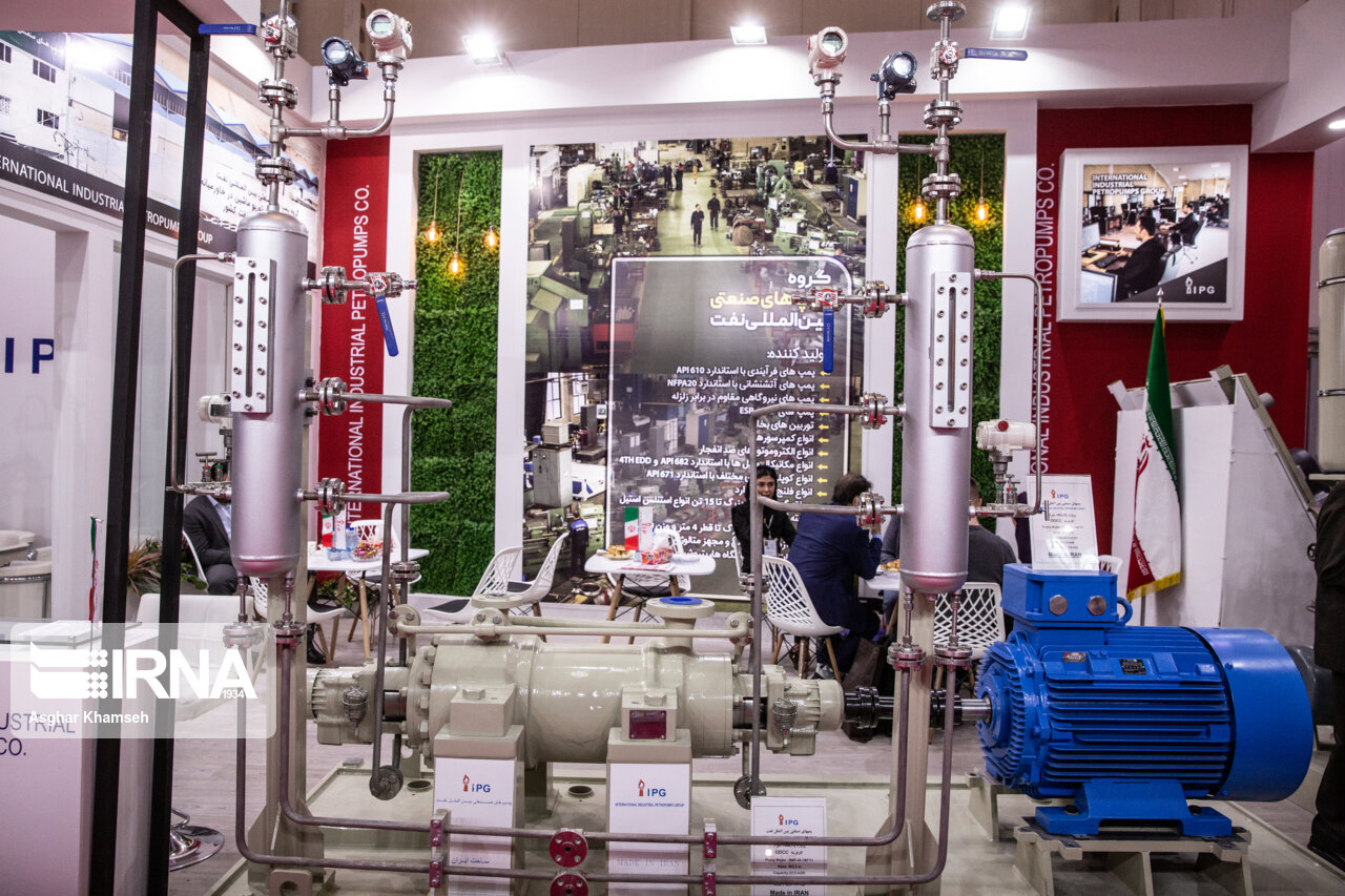 You are currently viewing رونمایی از روش ازدیاد برداشت نفت با فناوری پلاسما برای اولین بار در نمایشگاه نفت، گاز و پتروشیمی اردیبهشت 1401